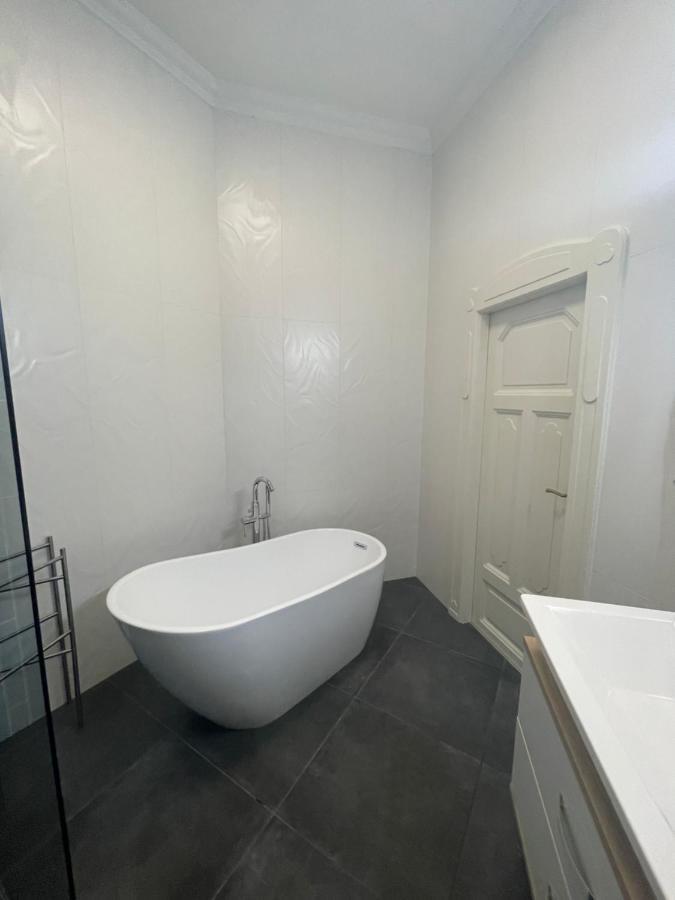 ブダペストCasa Perla Danubeアパートメント エクステリア 写真